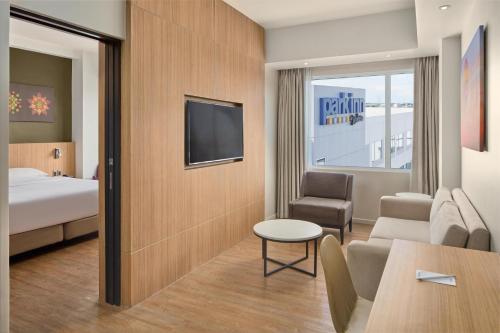 Park Inn by Radisson Clark