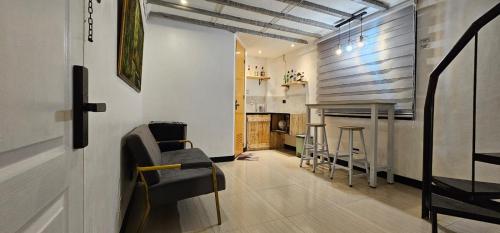 Adorable - 3A, The Bar