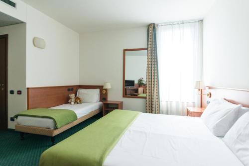 Airport Hotel