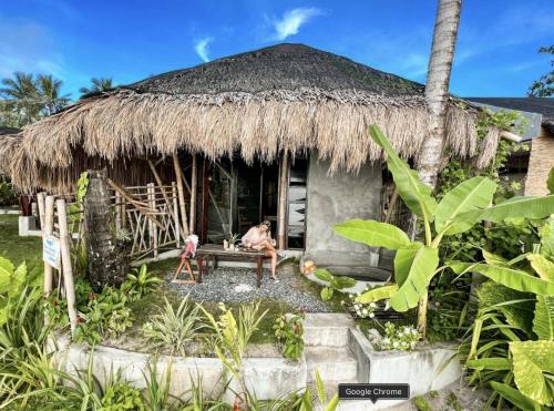 ShakaBrah Beachfront Hostel