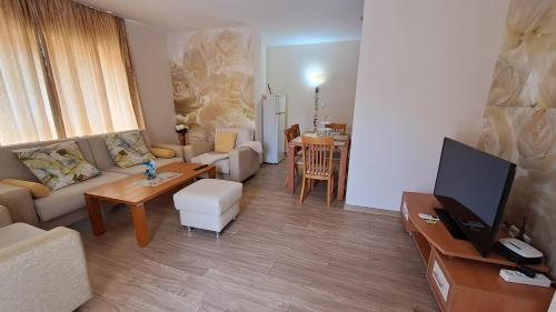 Aquaria Holiday Apartments