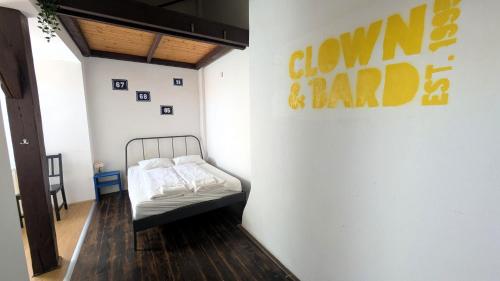 Clown and Bard Hostel
