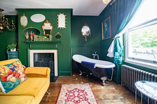 Mademoiselle's Boutique Holiday Accommodation