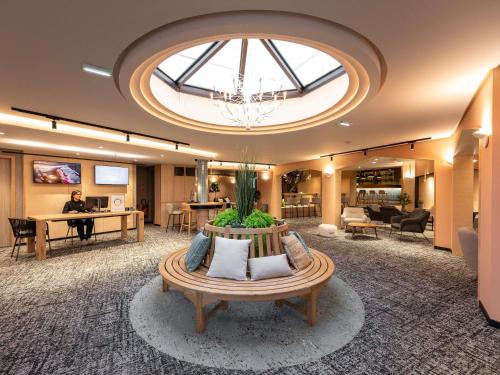 Novotel Mâcon North Highway du Soleil Hotel