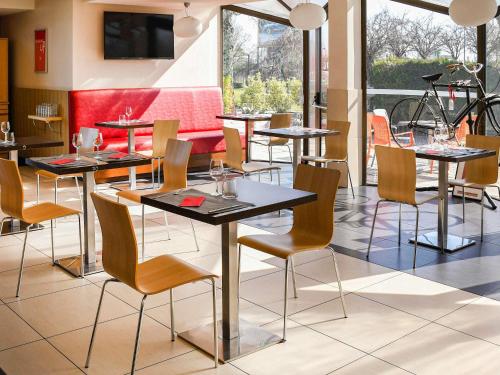 Hotel ibis Saintes