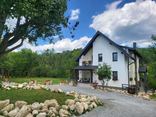 Pensiunea Casa Dacilor