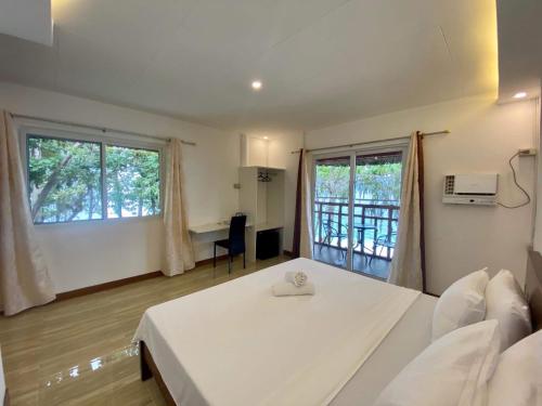 Santander Pebbles Beach Resort