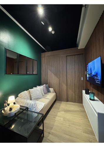 Cozy Urban Staycation Condo Unit