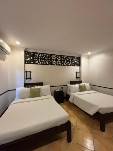 Playa Tropical Resort Hotel