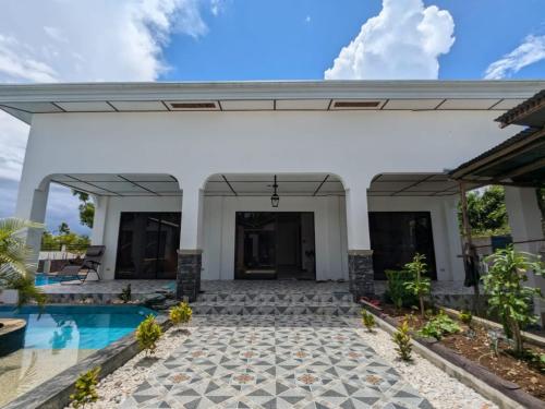 PalomaVilla Resort