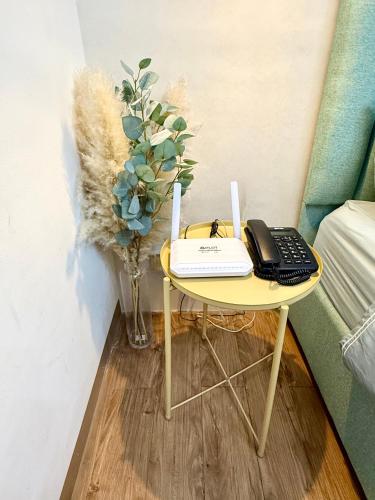 Fully equipped Studio unit near Mactan Airport with WIFI, Pool & Gym Access