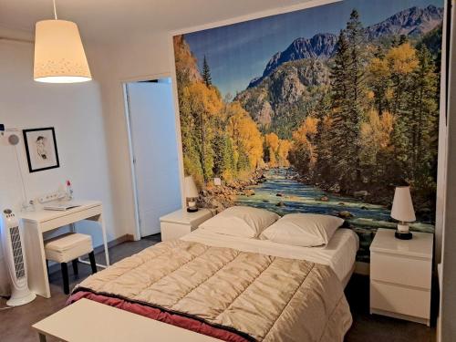 chambre avec salle de bain privatisée avec petit déjeuner compris