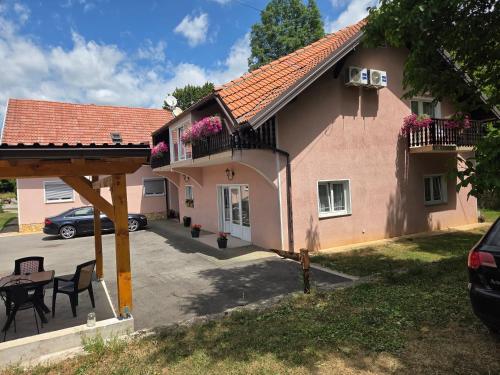 Apartments Orhideja