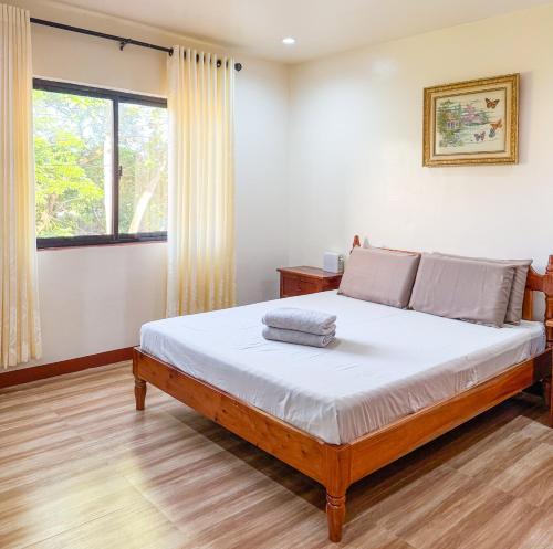 Tessie's Home Stay Bed & Breakfast