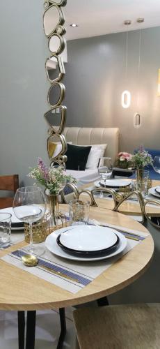 Elite Pod at Knightsbridge Residences Makati