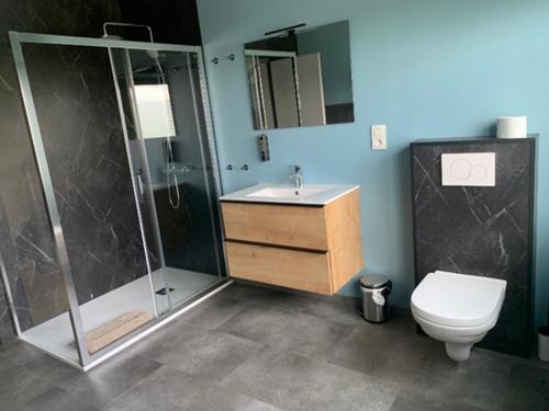 Aux Ecuries De La Reine