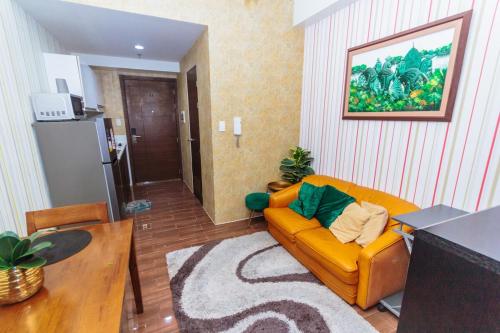 Makati Bliss Designer Stay Pool gym park Net300 makati 1767