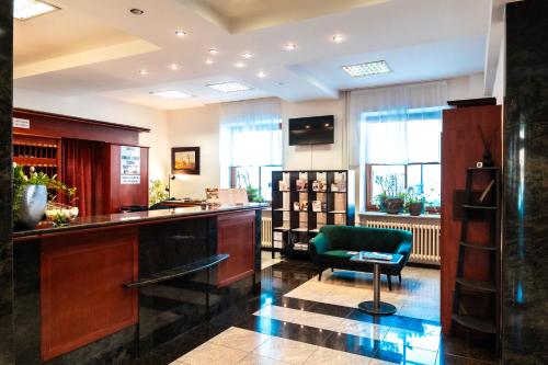 Best Western Grand