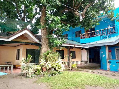July's Haven Seaside Pension