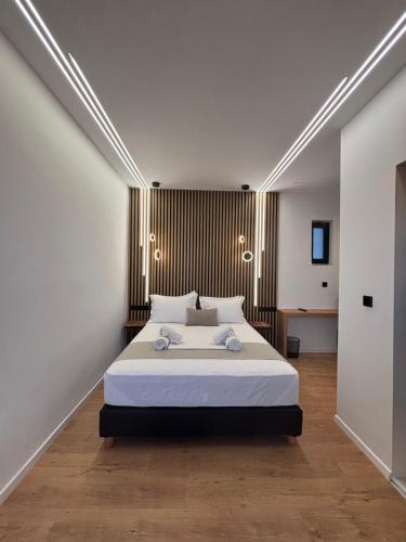 Ampoulos Rooms & Apartments