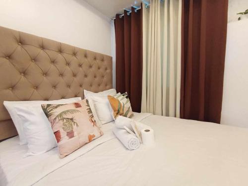 Frabeca Staycation at Mplace Condo QC