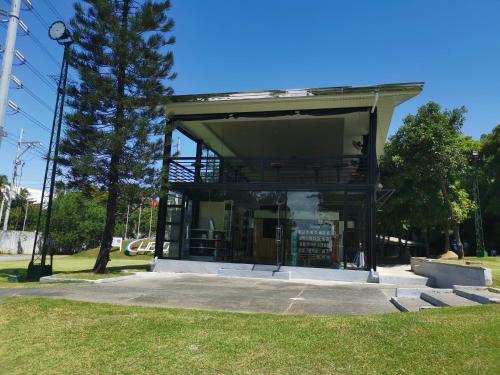 Casa Antonio at Fairway Terraces Family Penthouse 2BR Wi-Fi Nr Golf, Airport, Fort BGC