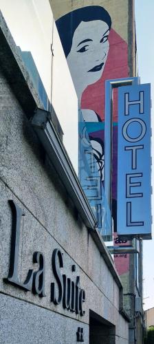 La Suite Hotel