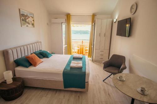 Apartments "Belle Vue"