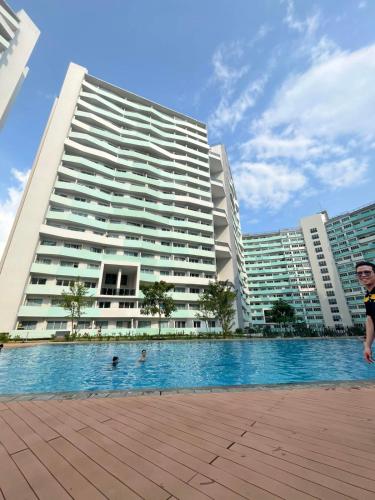 Cozy Stay for a Family or Friends with FREE POOL access