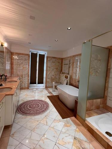 Atik Palace Hotel Vienna