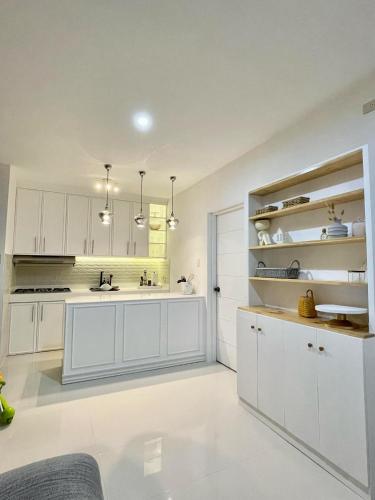 Minimalist House at Pueblo Golf