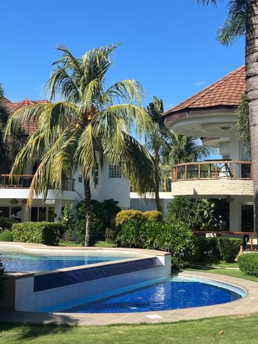 Luxuary 1 Bedroom Apartment Pool and Sea view in Dauin