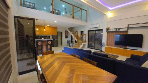 Budget-Friendly Tarlac Stay for Families & Barkadas