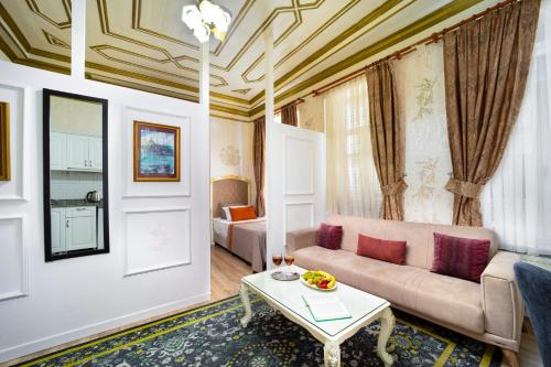 Alhambra Apart Hotel