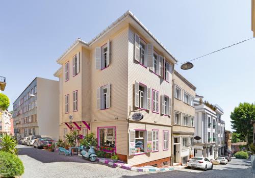 Alhambra Apart Hotel