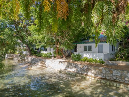 Three P Holiday & Dive Resort