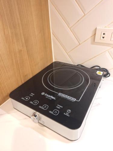 Sky Lux Suite by Elnora at Victoria Sports Tower Kamuning Edsa Southbound