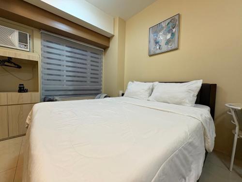 Makati Beacon Studio Suite