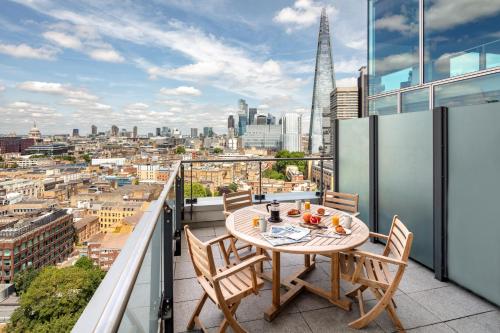 Marlin Apartments Empire Square