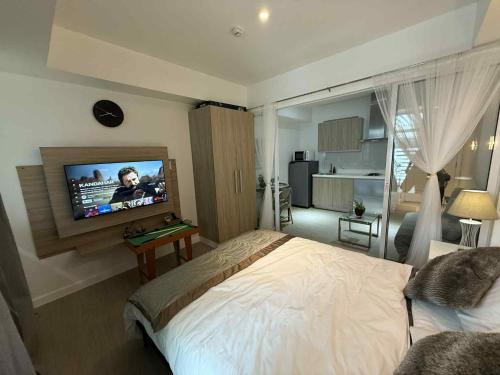 AZURE BICUTAN POSITANO Tower