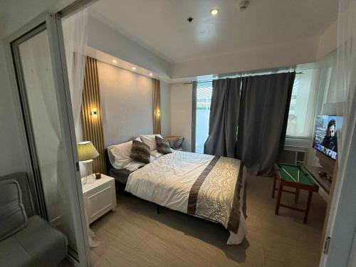 AZURE BICUTAN POSITANO Tower