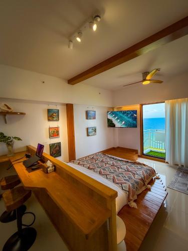 Aqua Horizon Panglao-Seaview Skyline Condo