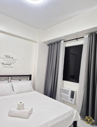 Modern Minimalist 1BR Condotel at BGC Taguig