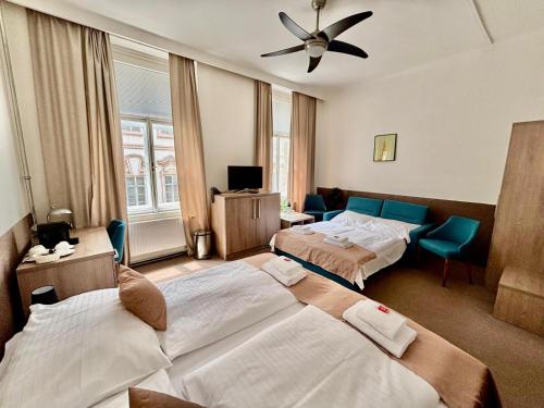 Apartments Embassy by LH