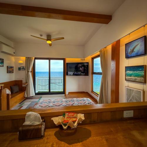 Aqua Horizon Panglao-Seaview Skyline Condo