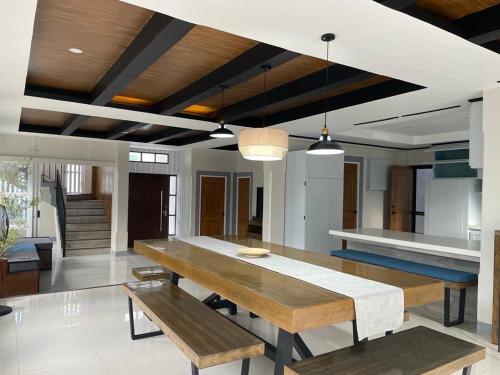 Cabin on the Hills Antipolo