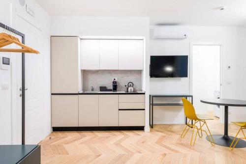 JOIVY Premium Apartments - Trieste Mazzini