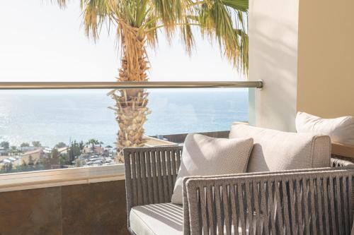 Grand Blue Beach Hotel