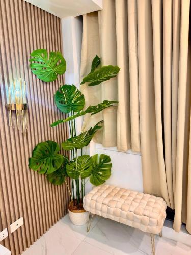 1BR Bahamas 19th floor, Azure Paraaque