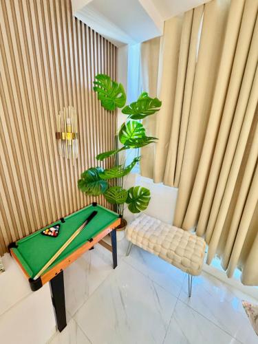 1BR Bahamas 19th floor, Azure Paraaque